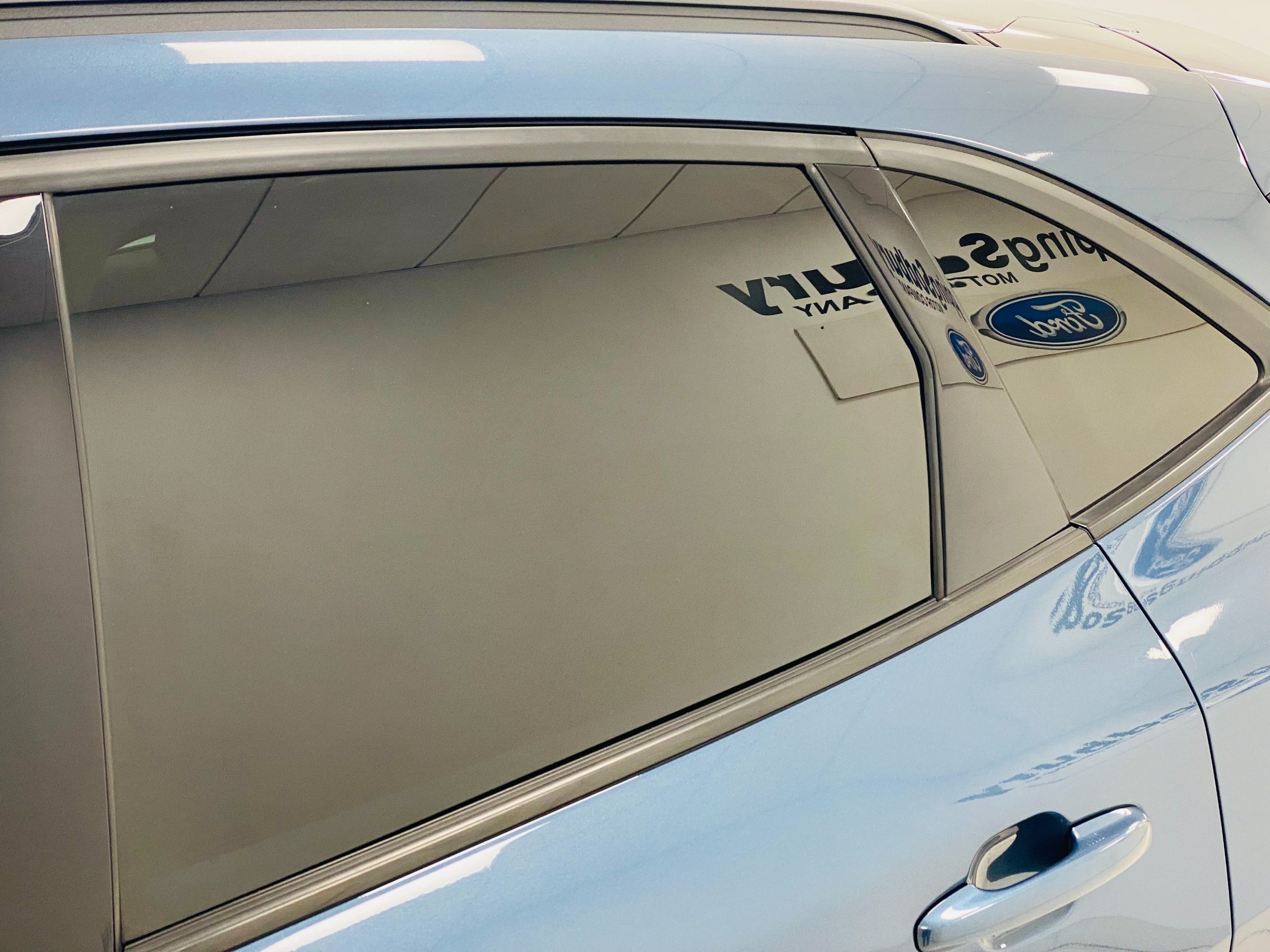 FORD POPULAR SUV, FINISHED IN EYE CATCHING CHROME BLUE. THIS ONE OWNER VEHICLE HAS...